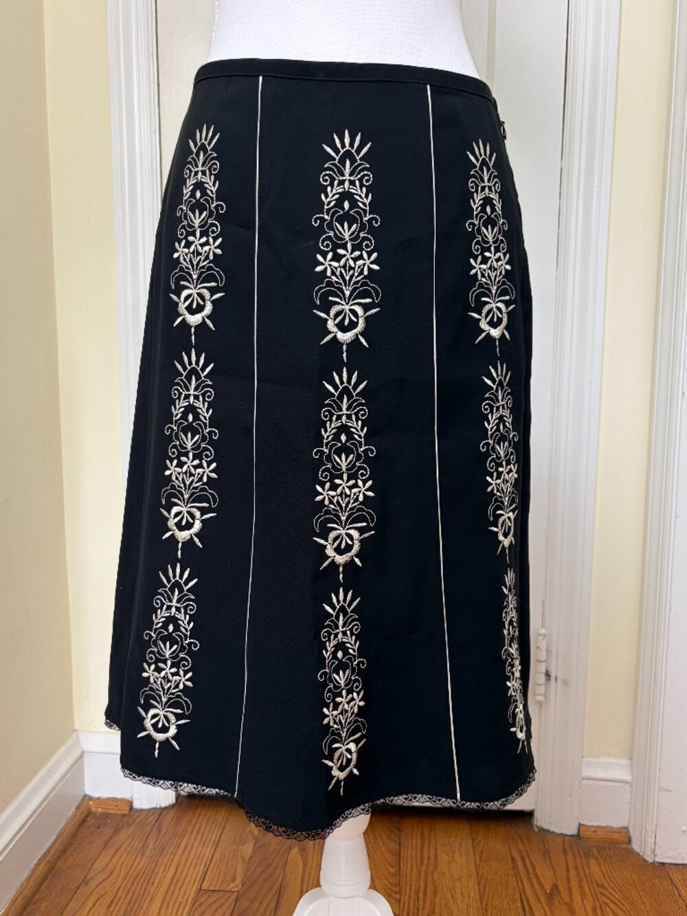 Embroidered Lace Midi Skirt